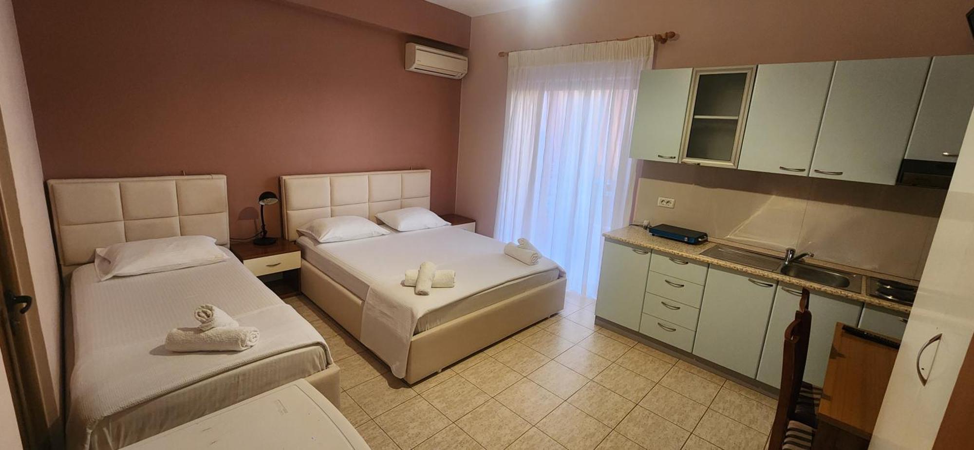 Hotel Vila Danedi Ksamil Extérieur photo