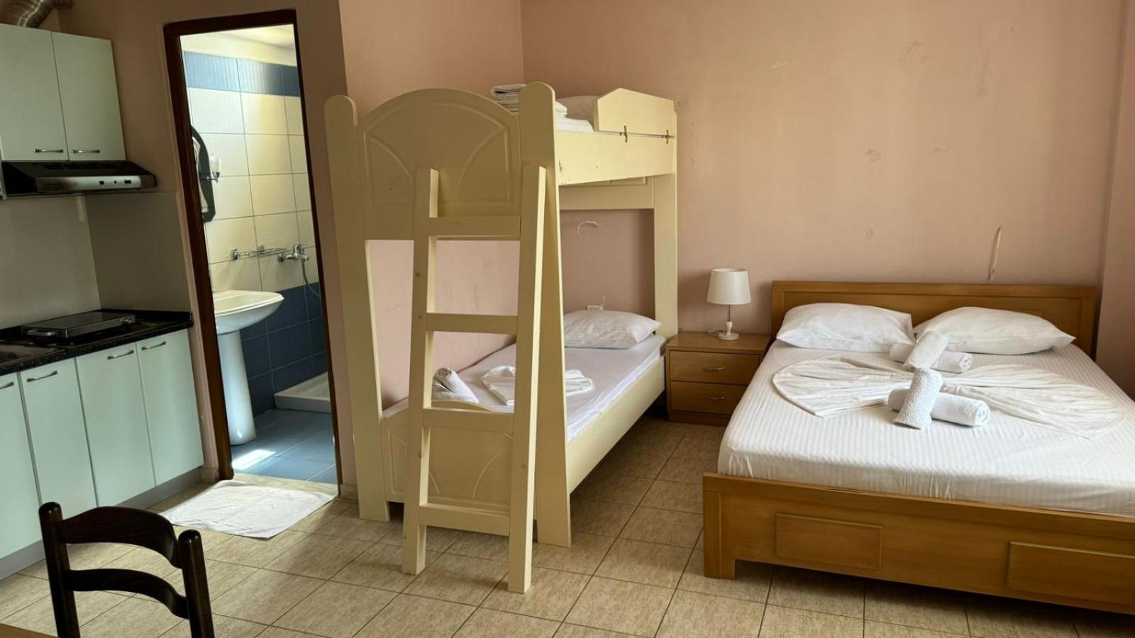 Hotel Vila Danedi Ksamil Extérieur photo